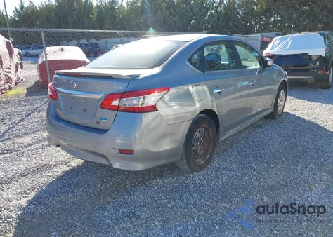 2014 Nissan Sentra Sr z USA, uszkodzony, nr VIN 3N1AB7AP0EY310538